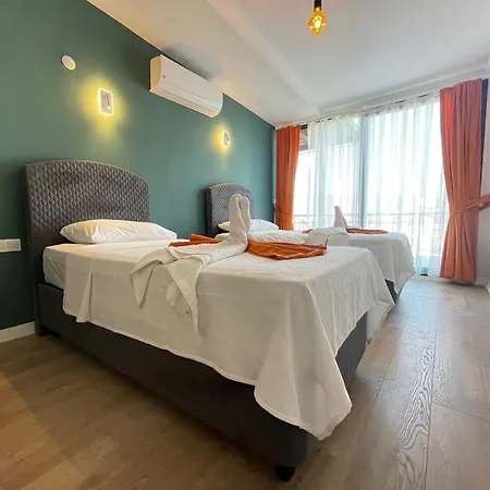 Karaoz Global Apartament *