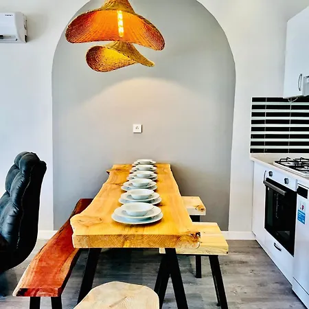 Karaoz Global Apartament
